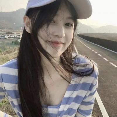 诈骗女神海报