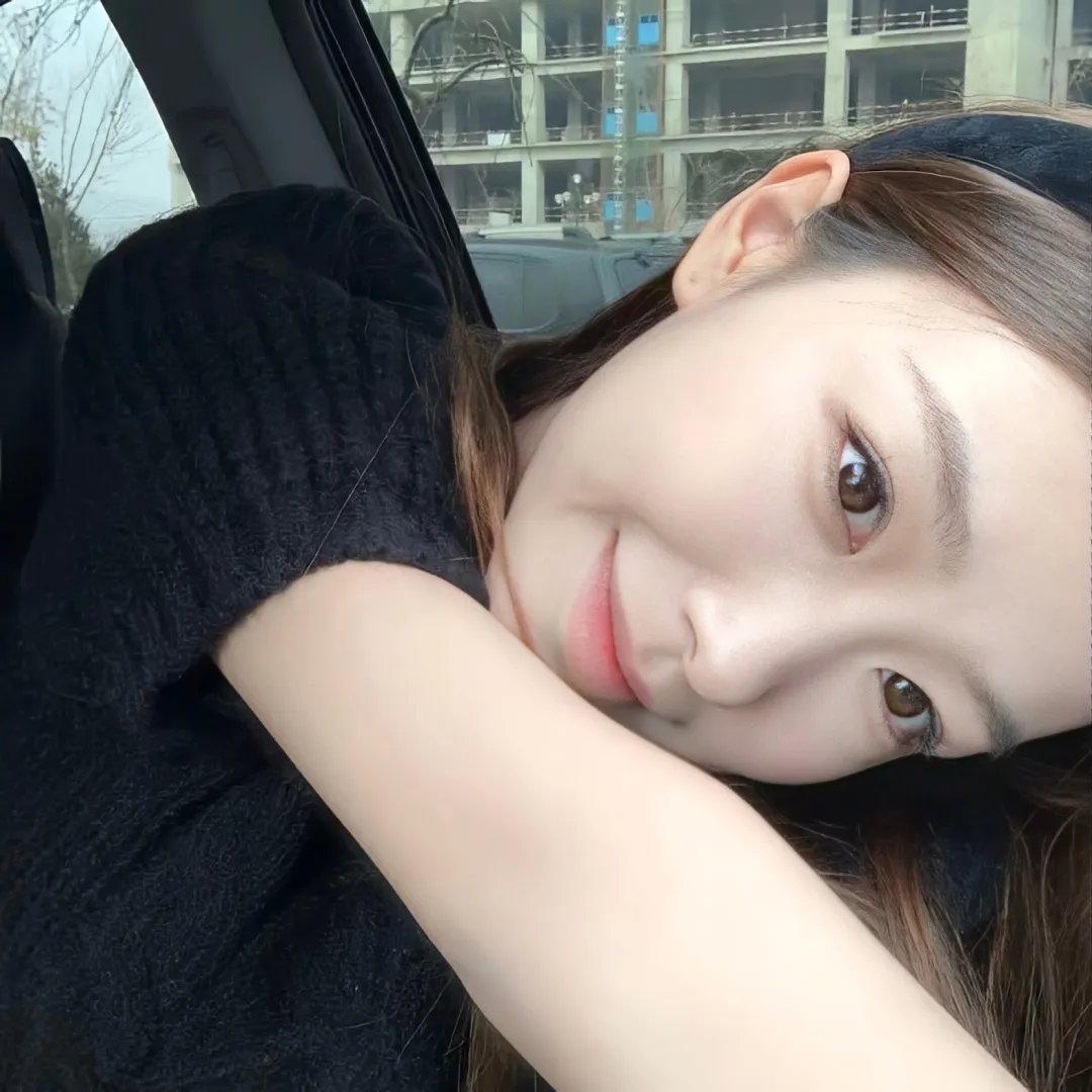 靠近我一点海报