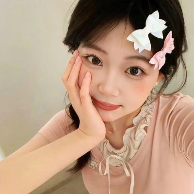 闪亮的眼睛海报